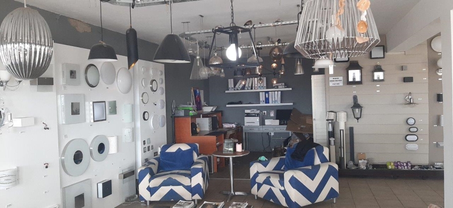 Commercial Property for Sale in Voorbaai Western Cape
